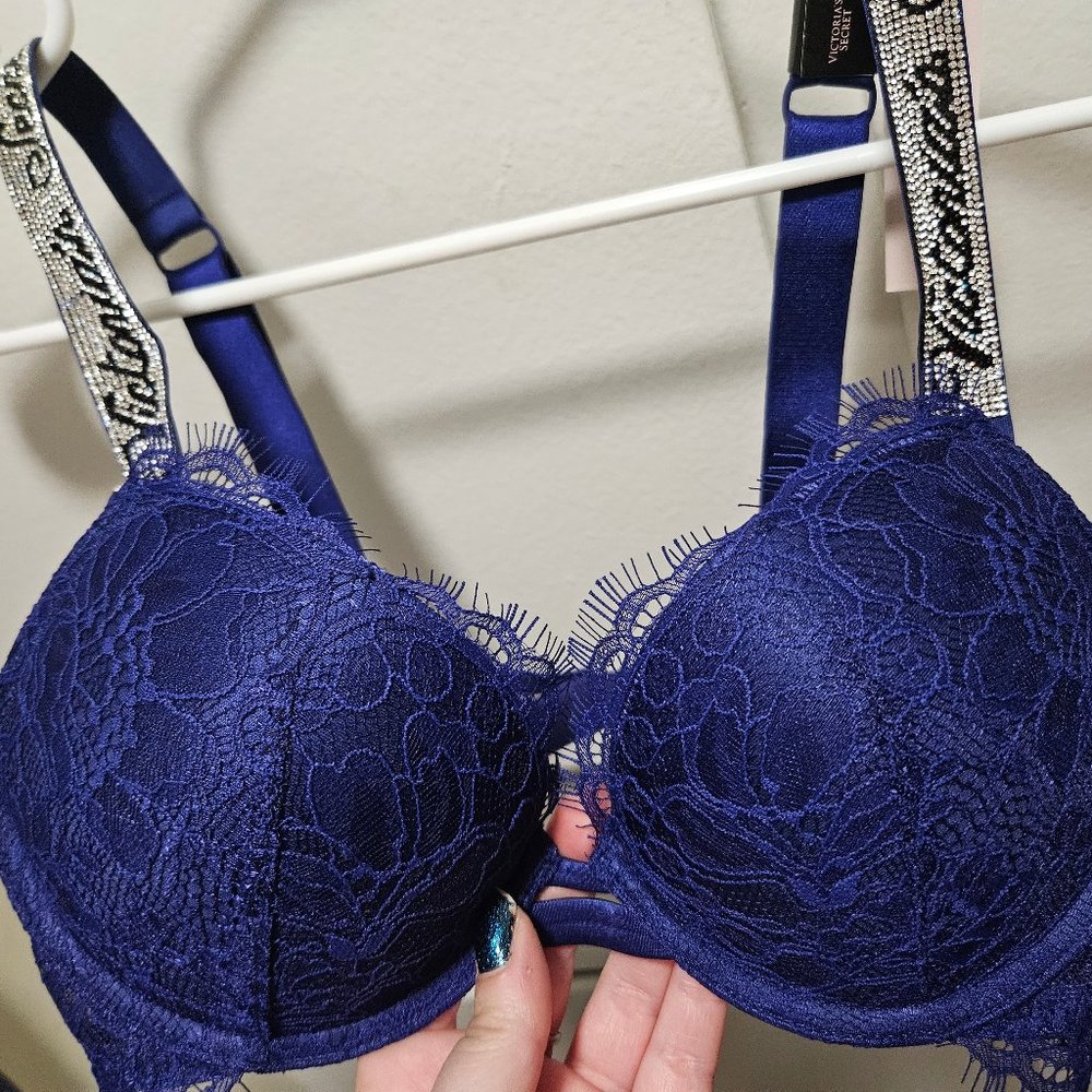 Victoria Secret Very Sexy Push Up Bra Purple Lace Rhinestone 32B